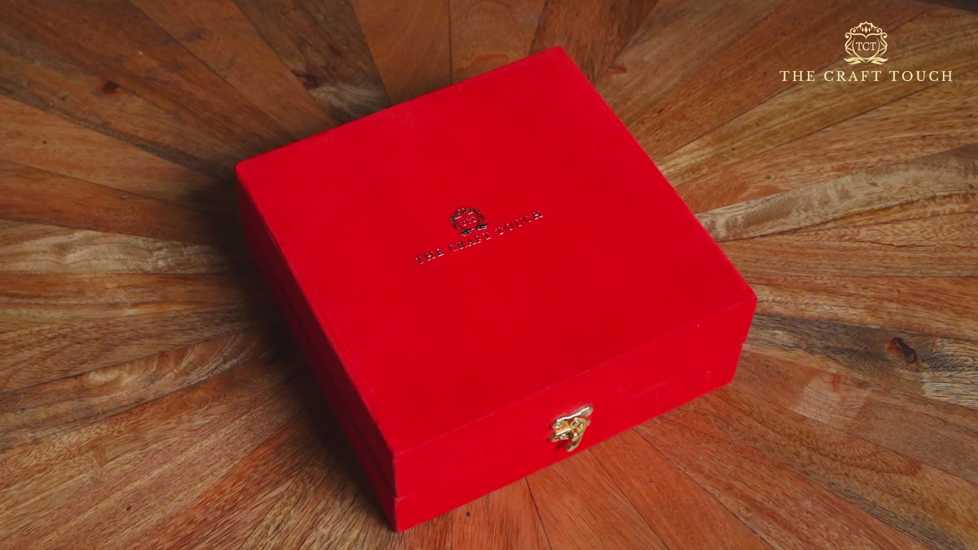 Handcrafted Brass Centerpiece – Antique Gold Finish (With Velvet Box)